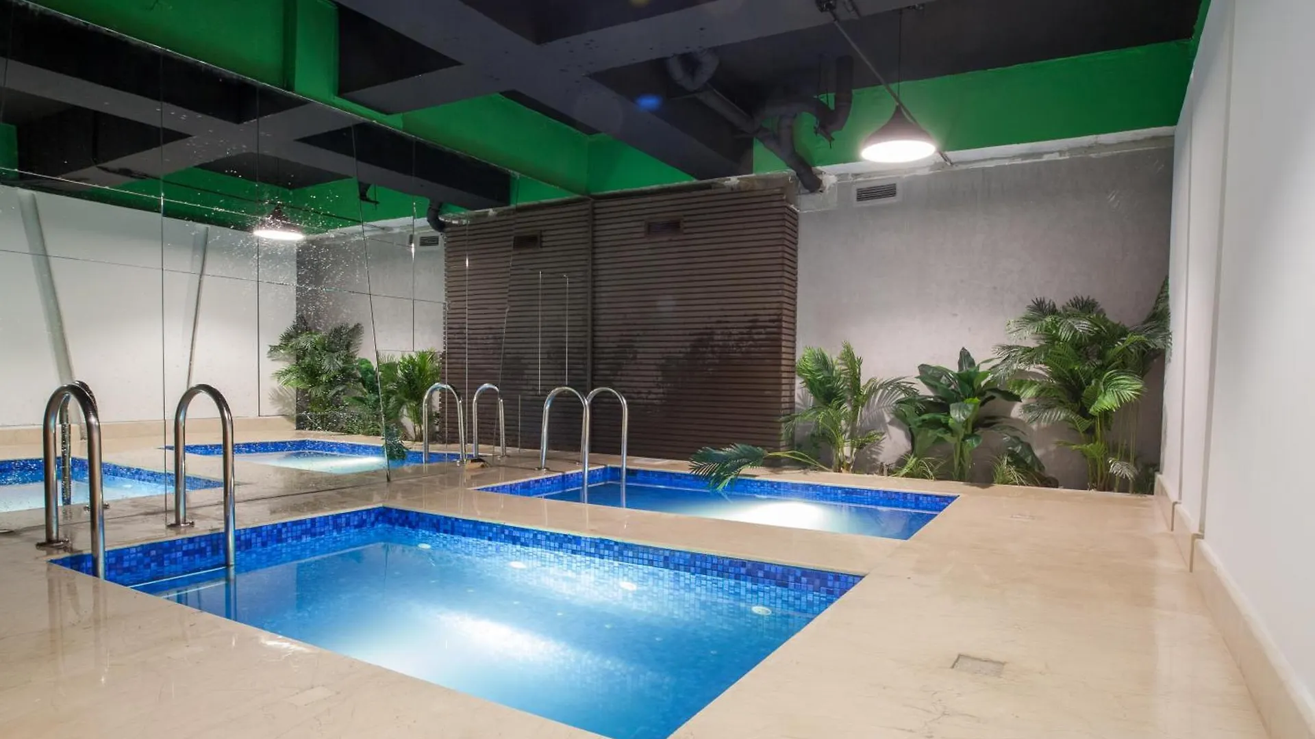 شقة فاخرة بكمباوند بحي الملقا Luxurious Two-Bedroom Apartment Compound Al Malqa District الرياض